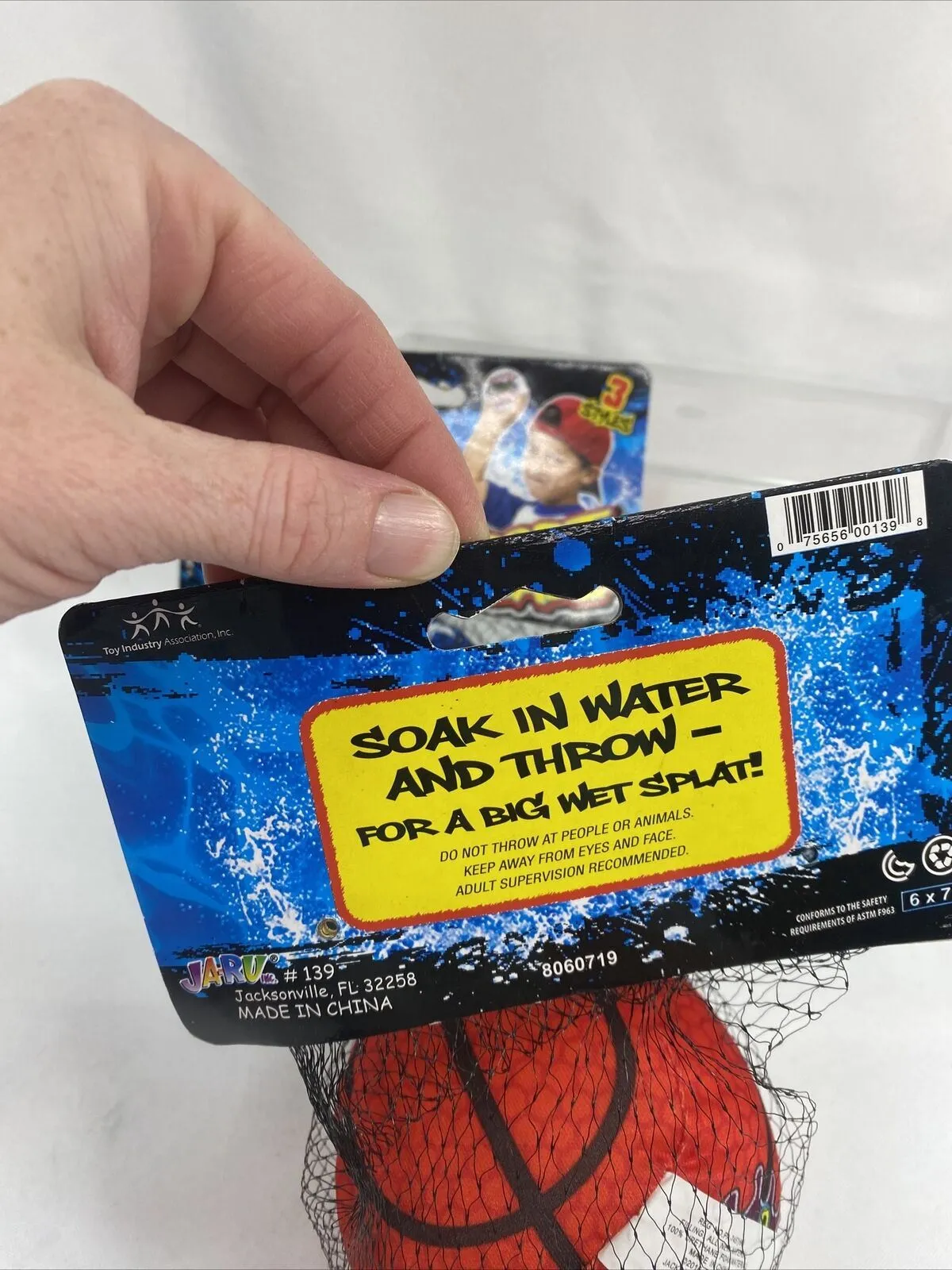 (2) Toss' Em Water Bomb Sports Ball Football Basketball Pool Toy Outdoor Jaru