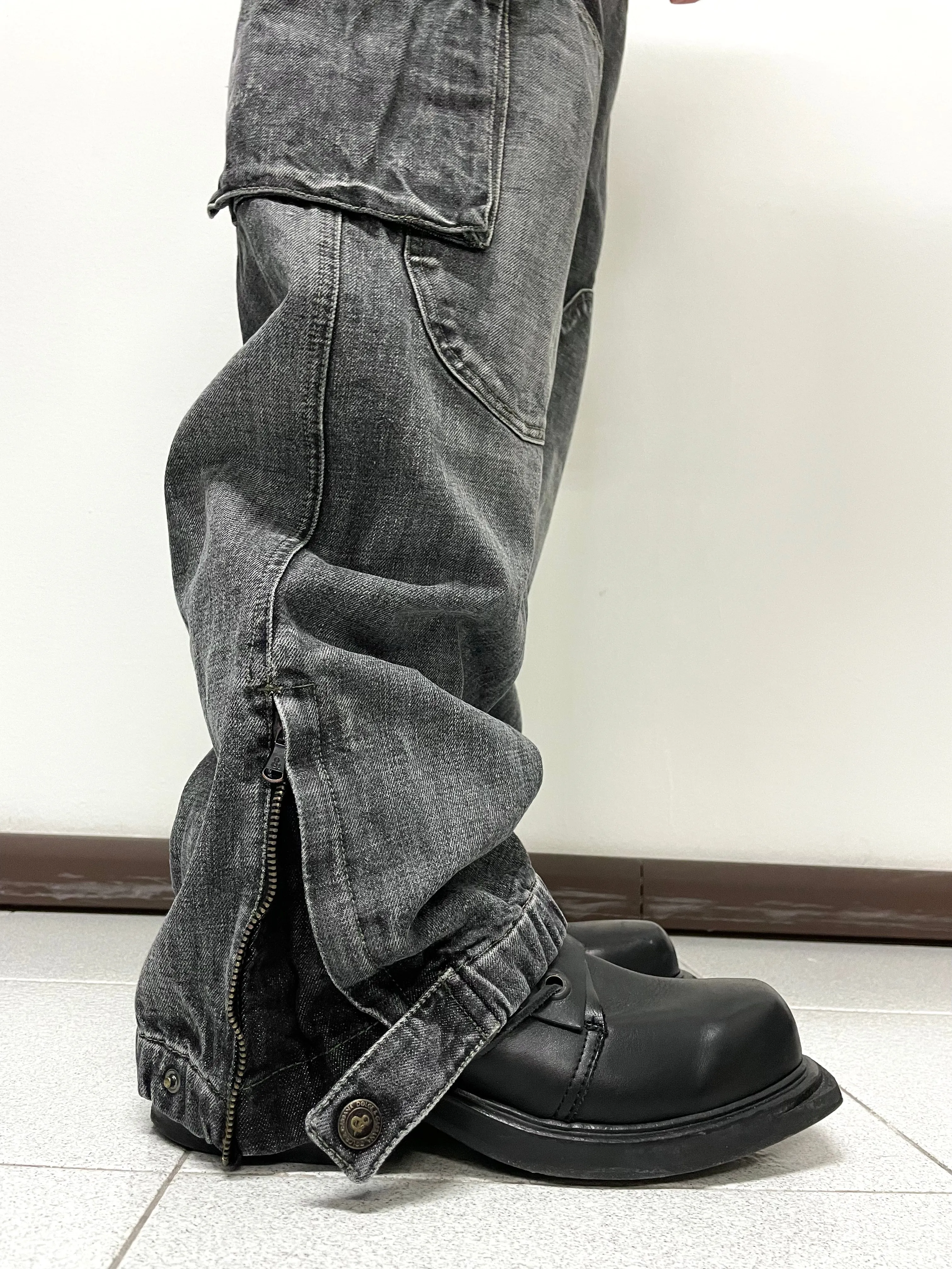 2000s Dolce & Gabbana heavy weight cargo pants