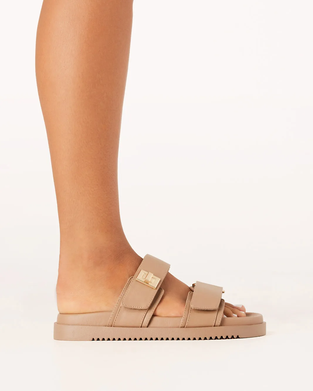 AMYLEE WIDE FIT - LIGHT CASHEW