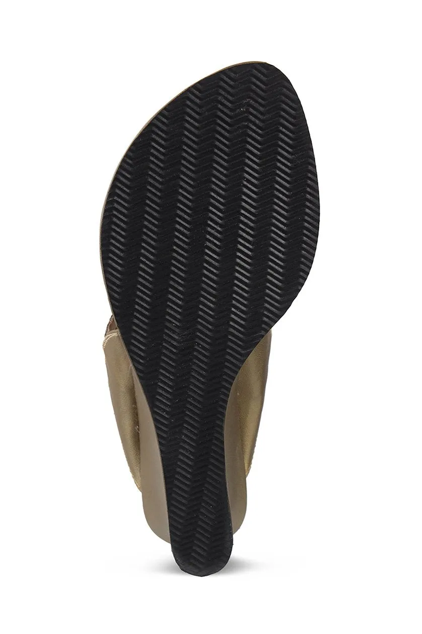 Classic High K Wedge Gold