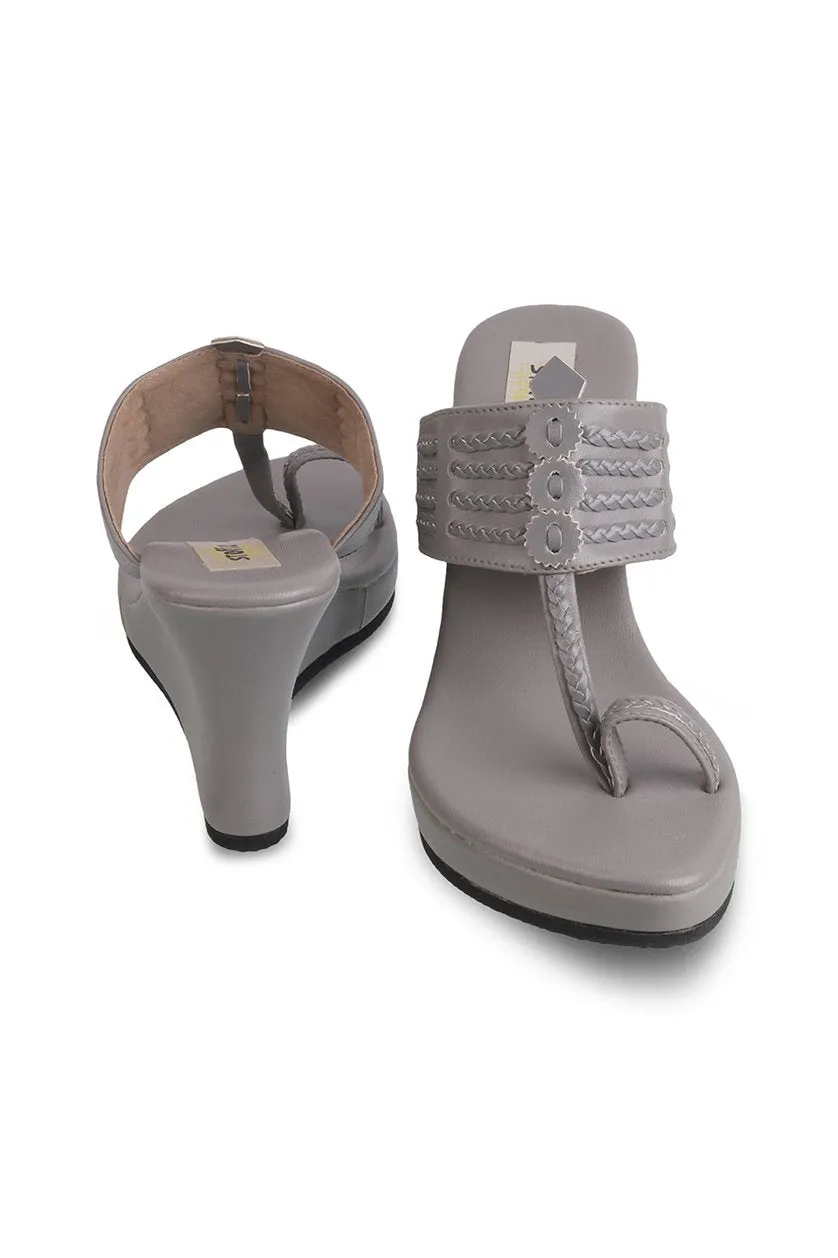 Classic High K Wedge Taupe