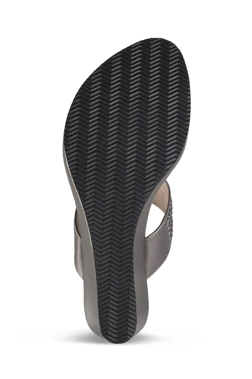 Classic High K Wedge Taupe
