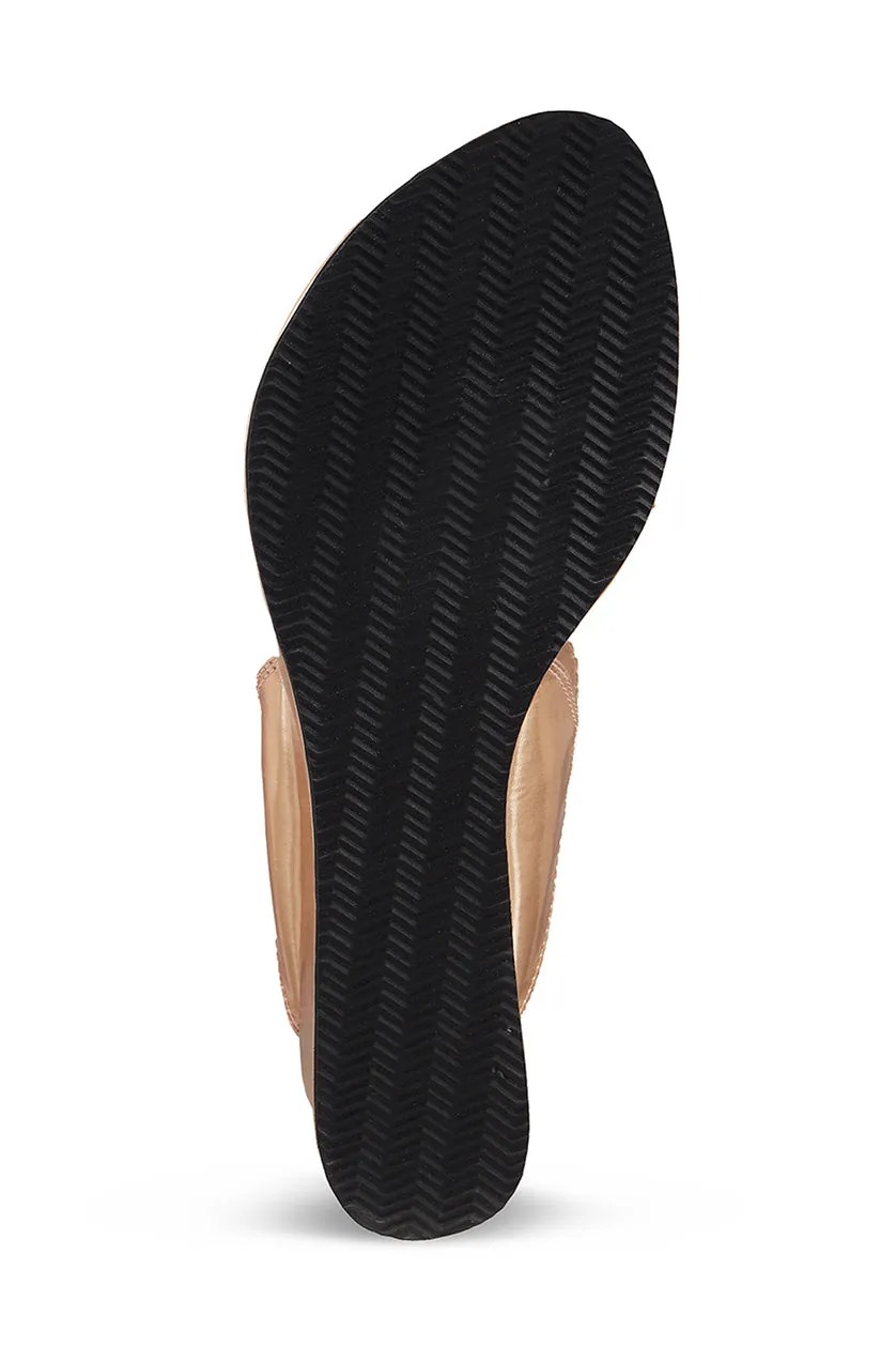 Classic Low K Wedge Camel