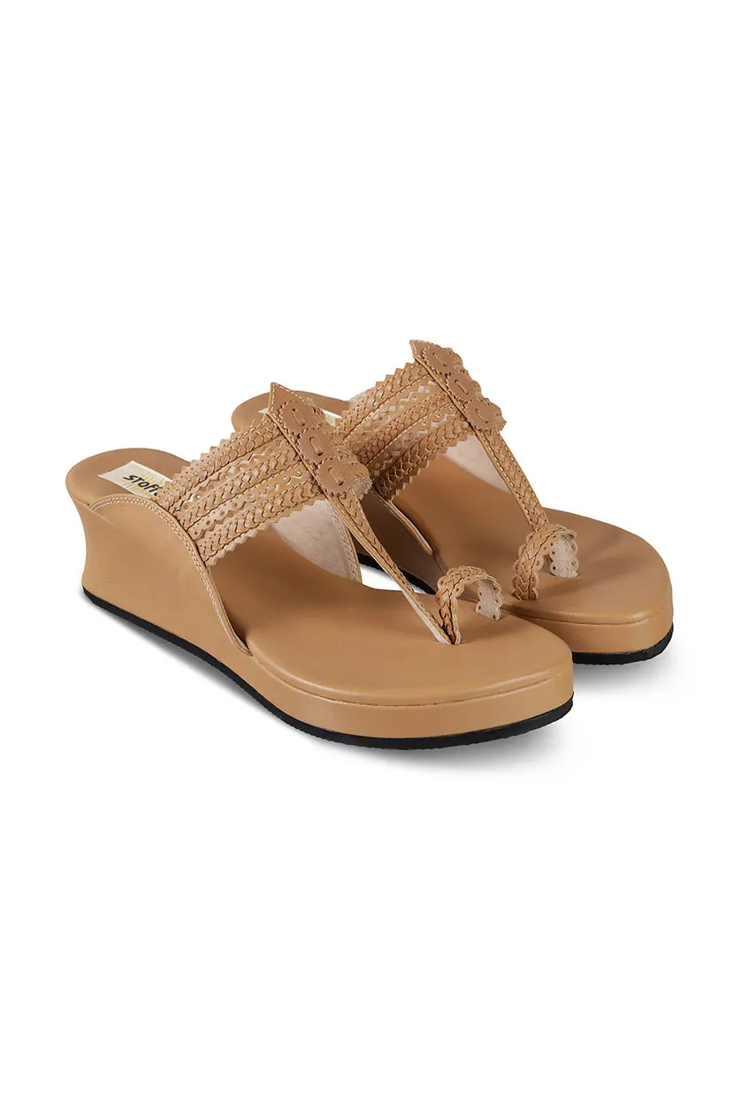 Classic Low K Wedge Camel