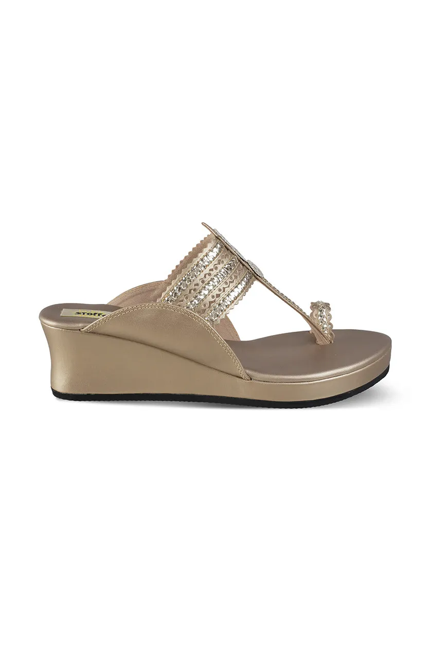 Classic Low K Wedge Camel
