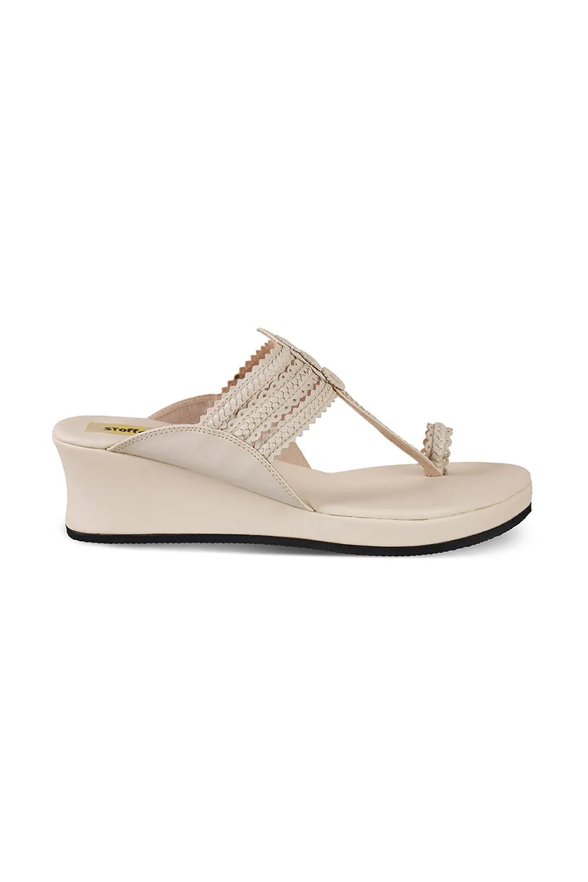 Classic Low K Wedge Camel