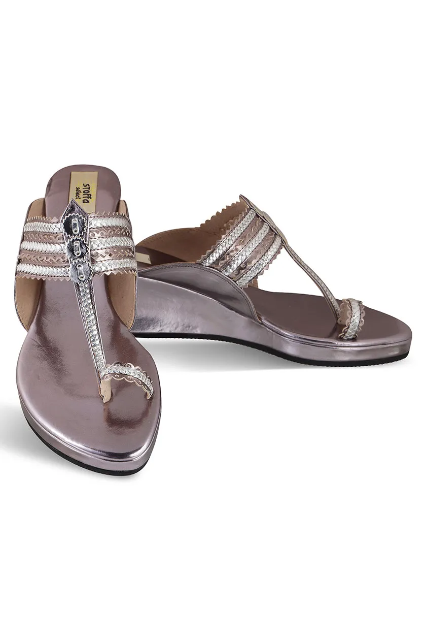 Classic Low K Wedge Camel