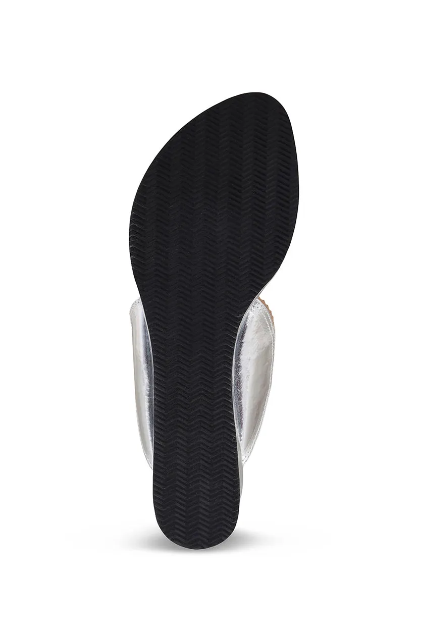 Classic Low K Wedge Camel