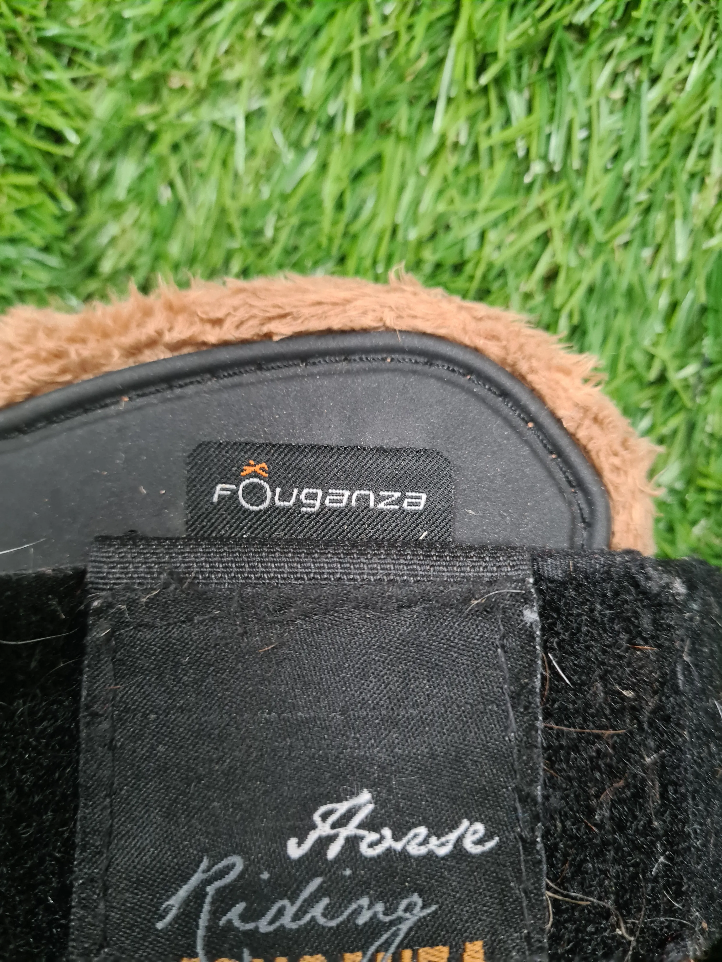 Fouganza fetlock boots size pony/cob black faux fur lined FREE POSTAGE 🟢