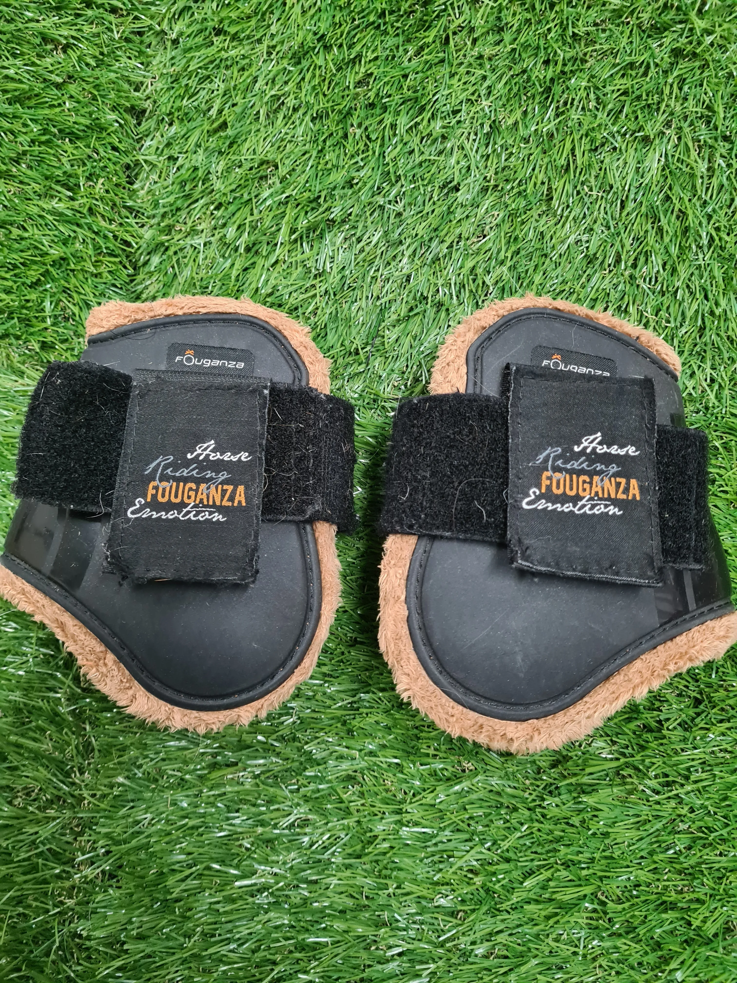 Fouganza fetlock boots size pony/cob black faux fur lined FREE POSTAGE 🟢