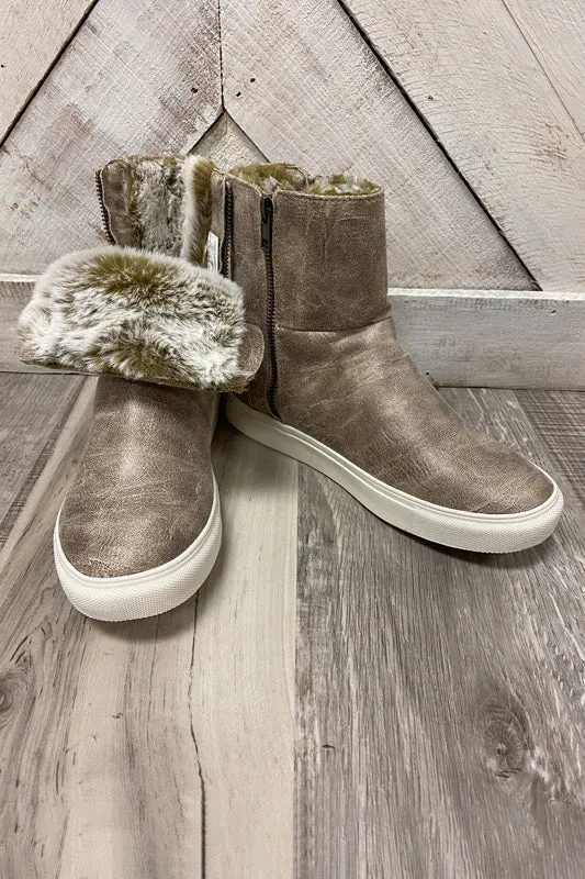 Fuzzy Boots