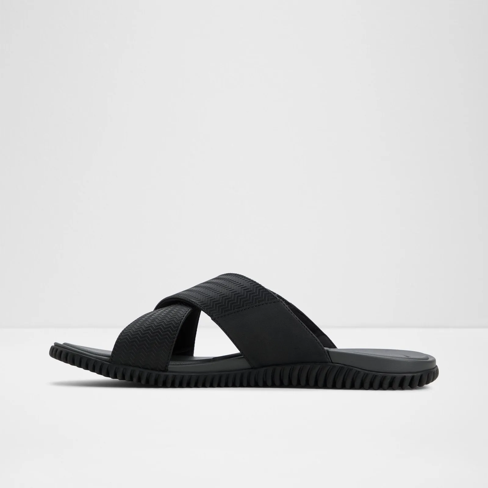 Kedon / Flat Sandals