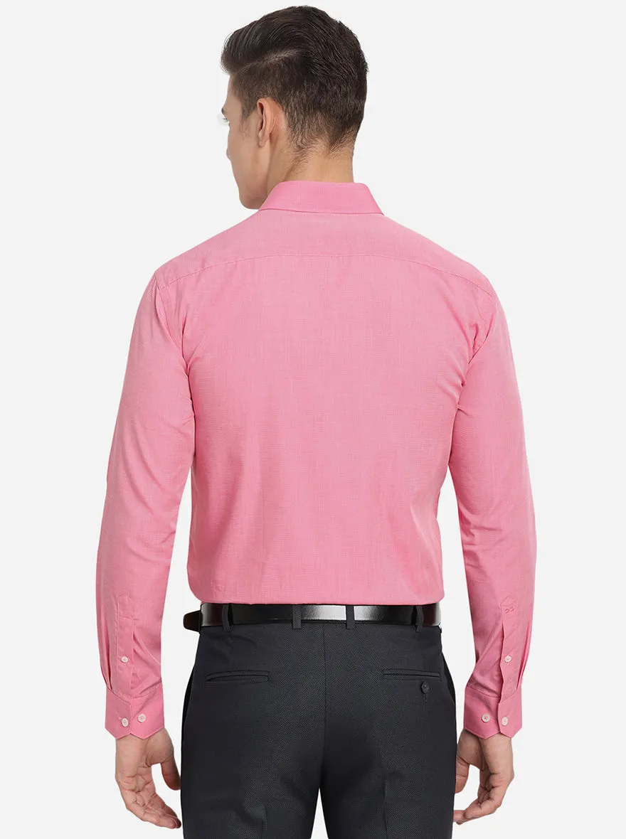 Light Pink Solid Regular Fit Formal Shirt | JadeBlue