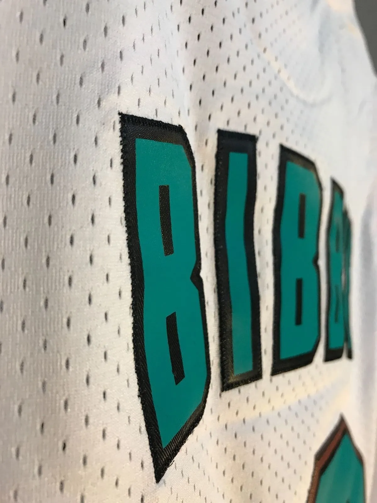 Men 10 Mike Bibby Jersey White Vancouver Grizzlies Jersey Swingman