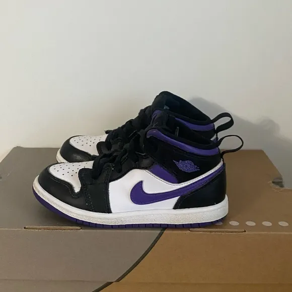 Nike Air Jordan 1 Mid Court Purple Toddler Sneakers- SZ 10 C