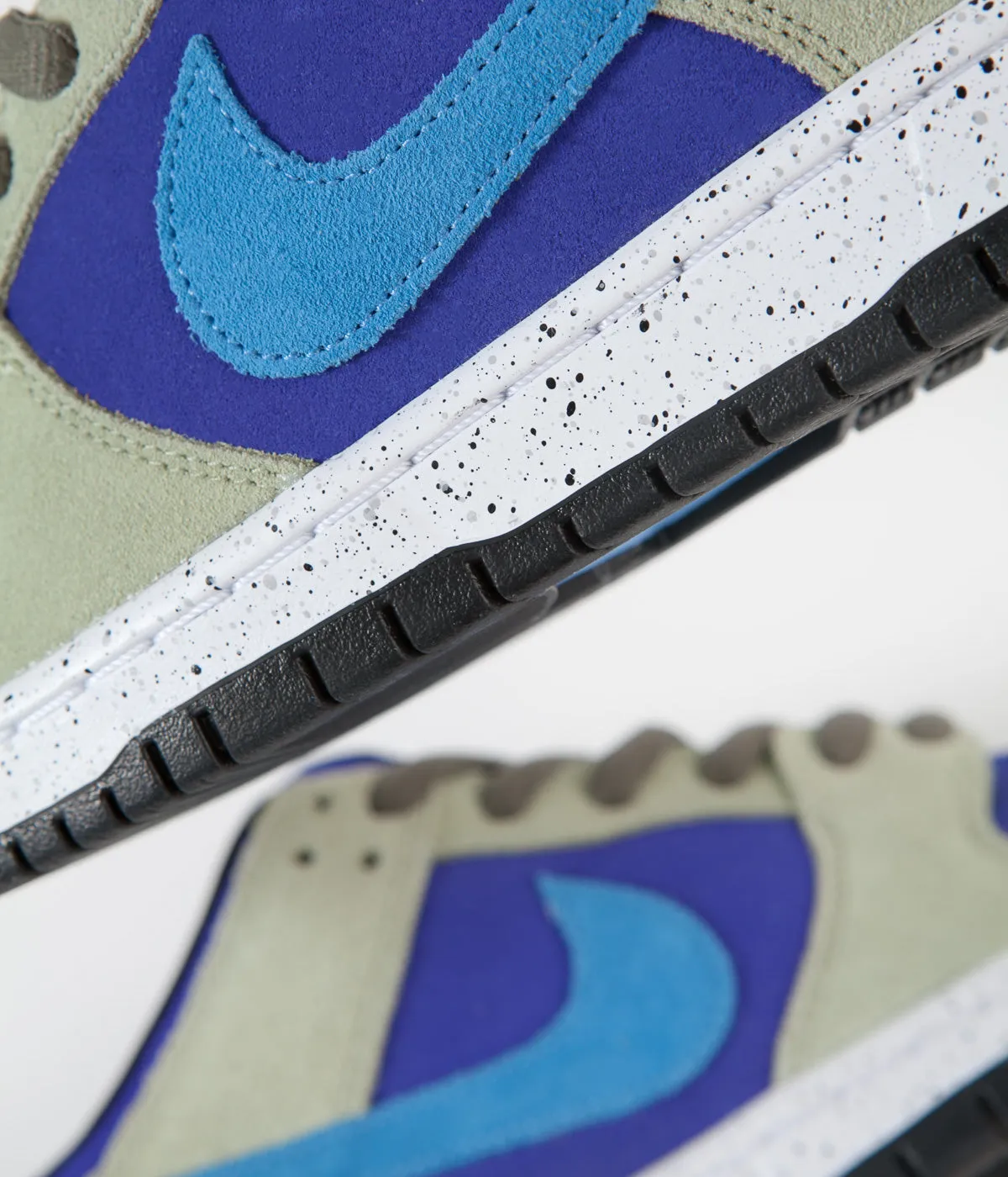 Nike SB Dunk Low Pro ACG Caldera Shoes - Celadon / Coast - Concord - Black