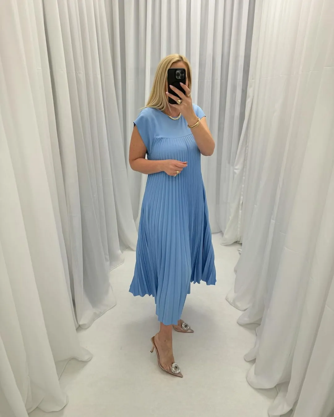 🔥Sleeveless pleated simple solid colour dress