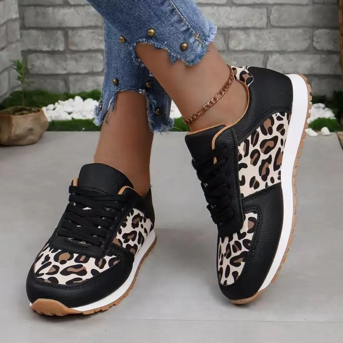 Tied Printed PU Leather Athletic