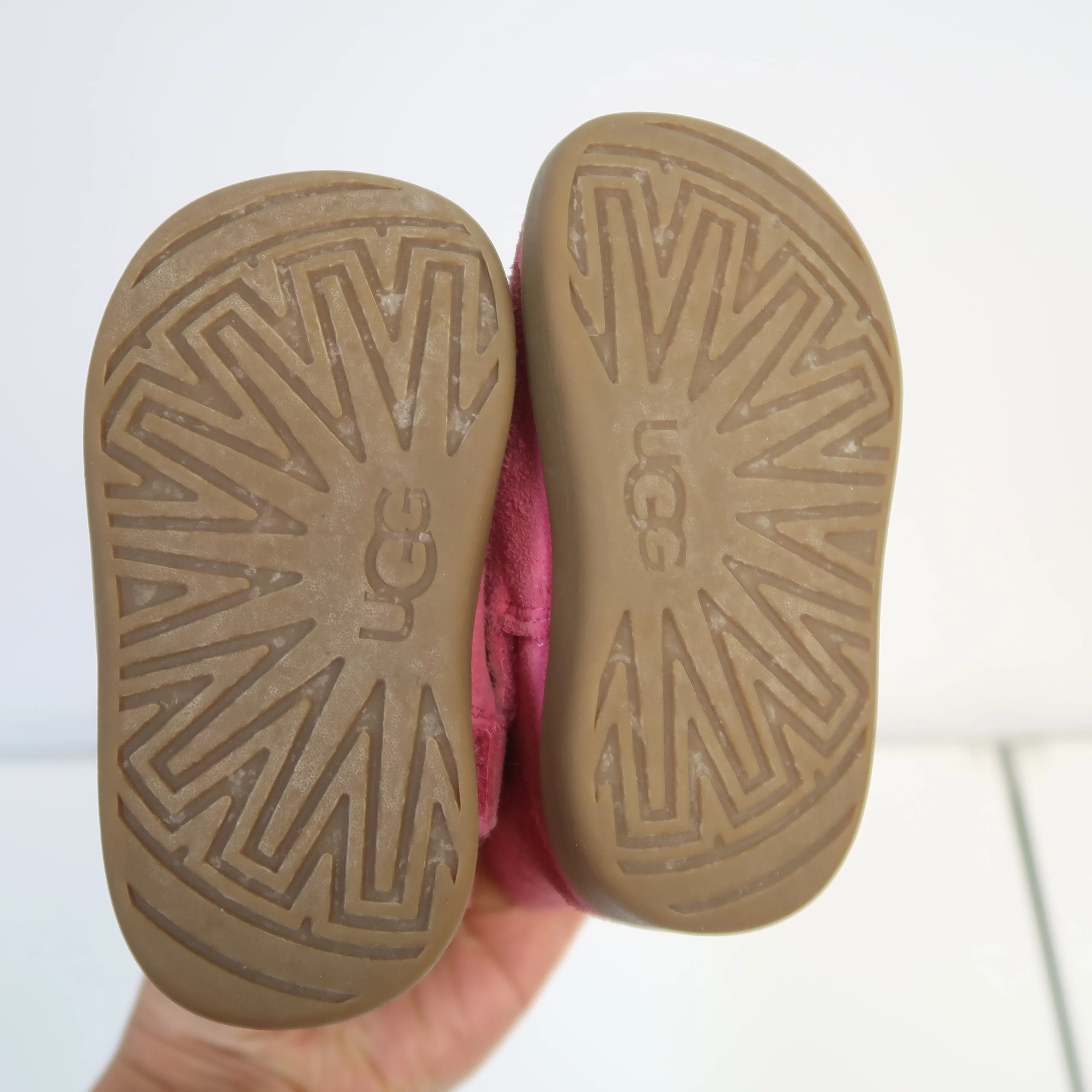 UGG - Boots (Shoes - 4/5)