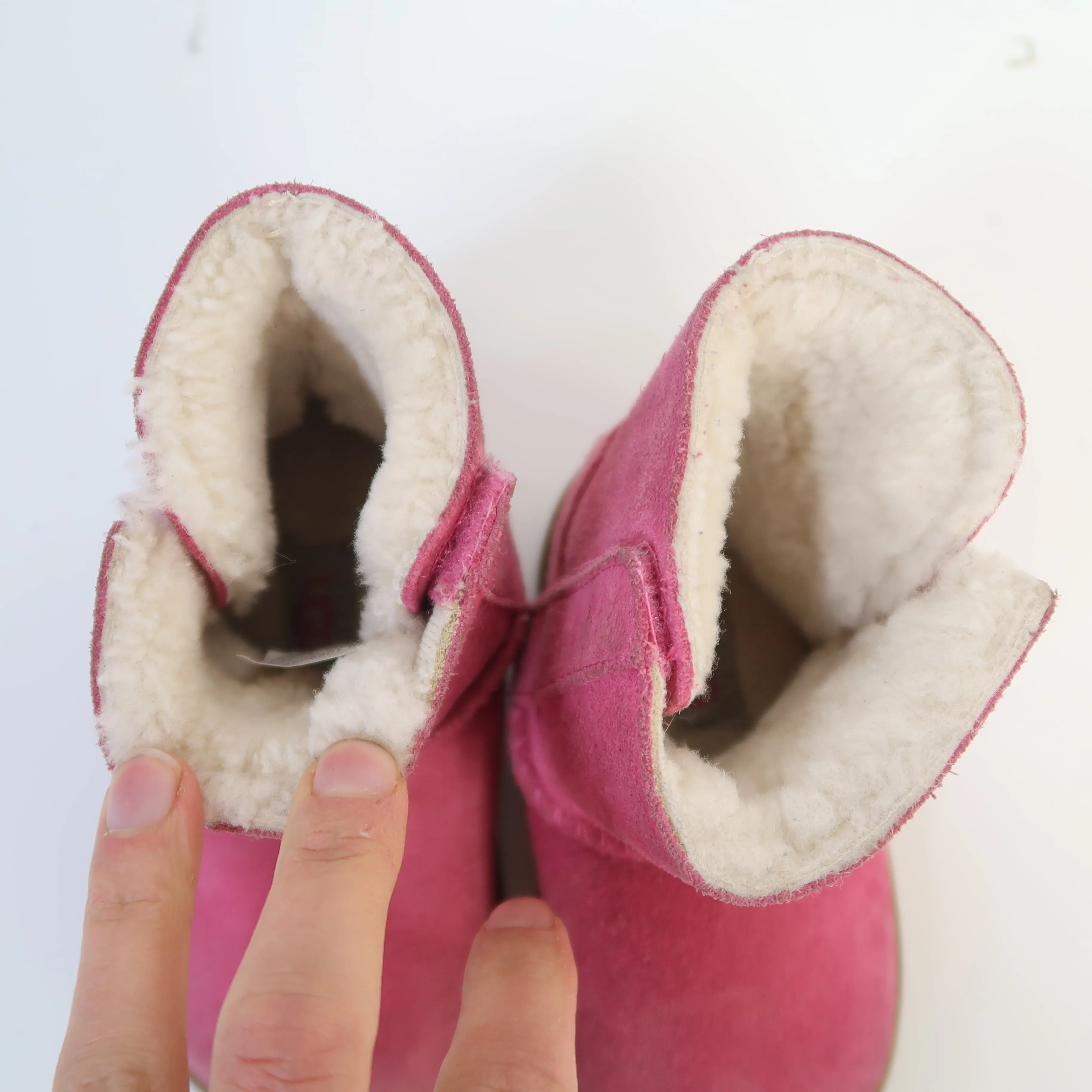 UGG - Boots (Shoes - 4/5)
