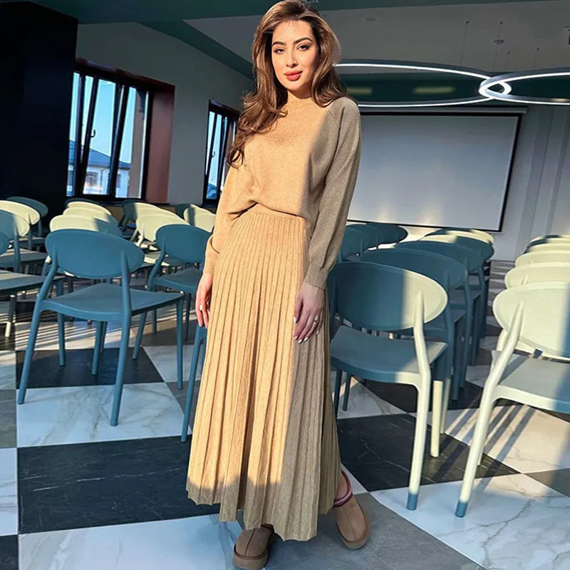 🛒Women's Round-Neck Top ＆ Pleated Skirt 2-Piece Set🛍️