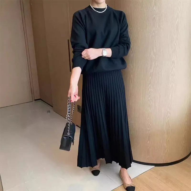 🛒Women's Round-Neck Top ＆ Pleated Skirt 2-Piece Set🛍️